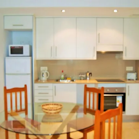 Апартаменты Apartamento Clara Garden I *